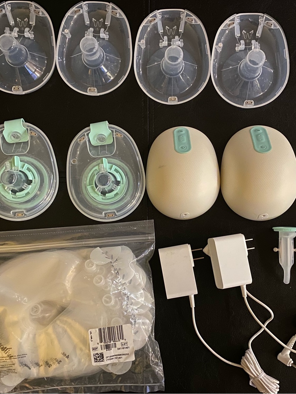 Willow Double Electric Breast Pump and Accessories